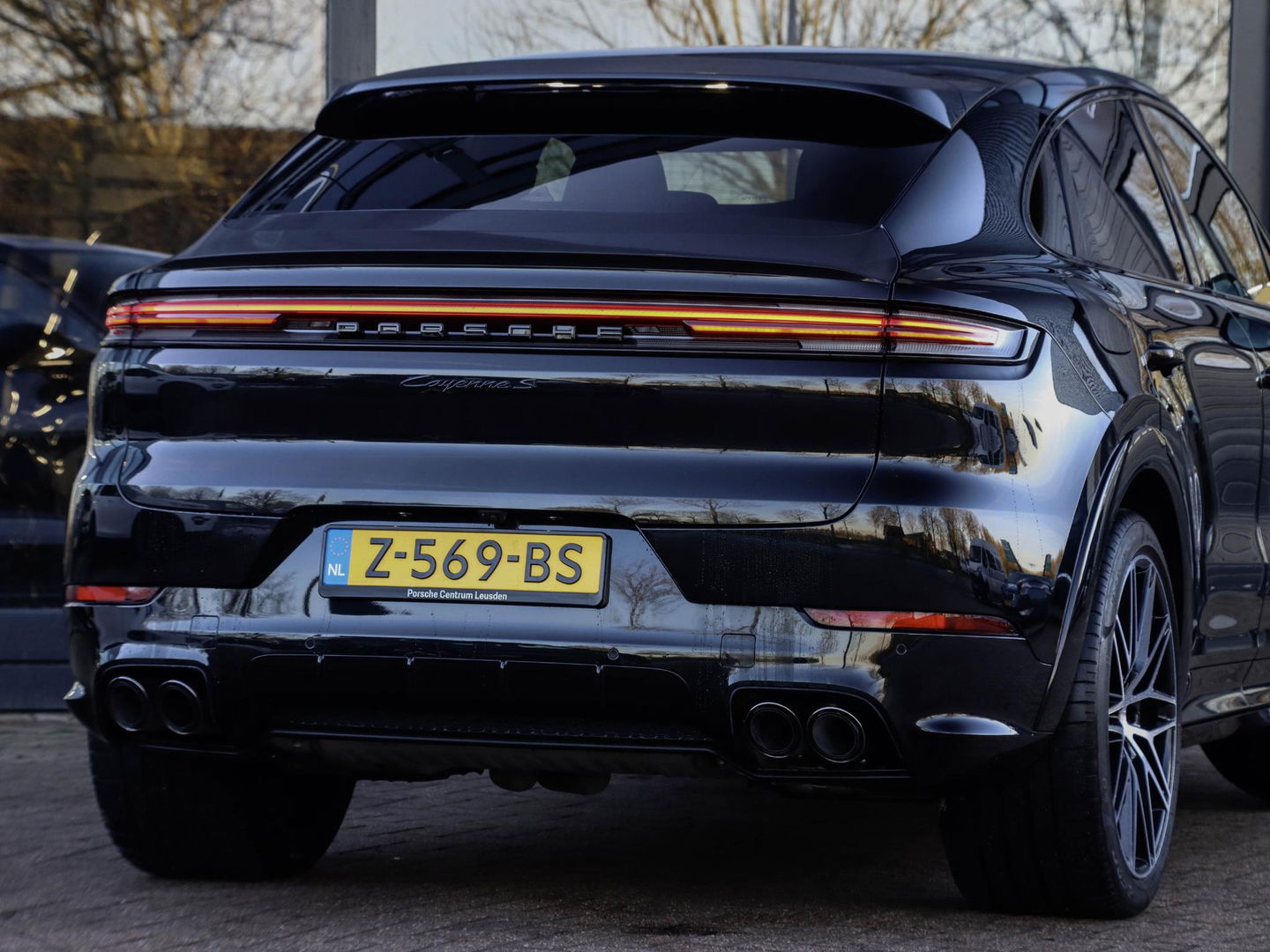 Porsche Cayenne Coupé S e-Hybrid 520PK | Achterasbesturing | Pano | Softclose | SportChronoPlus