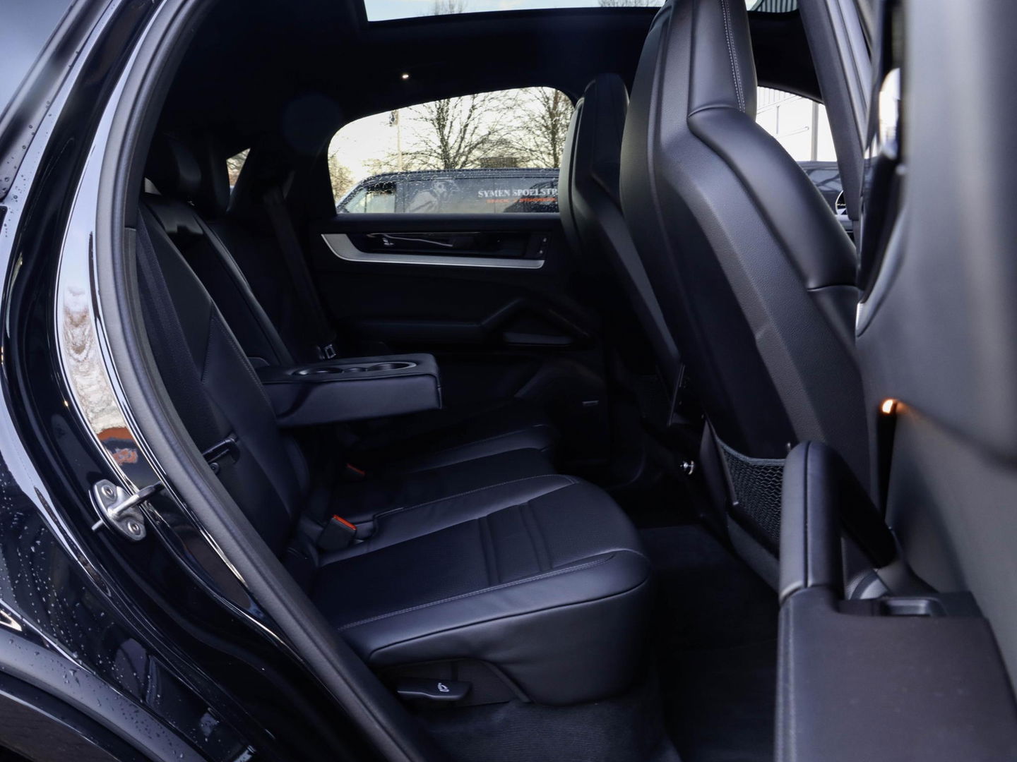 Porsche Cayenne Coupé S e-Hybrid 520PK | Achterasbesturing | Pano | Softclose | SportChronoPlus