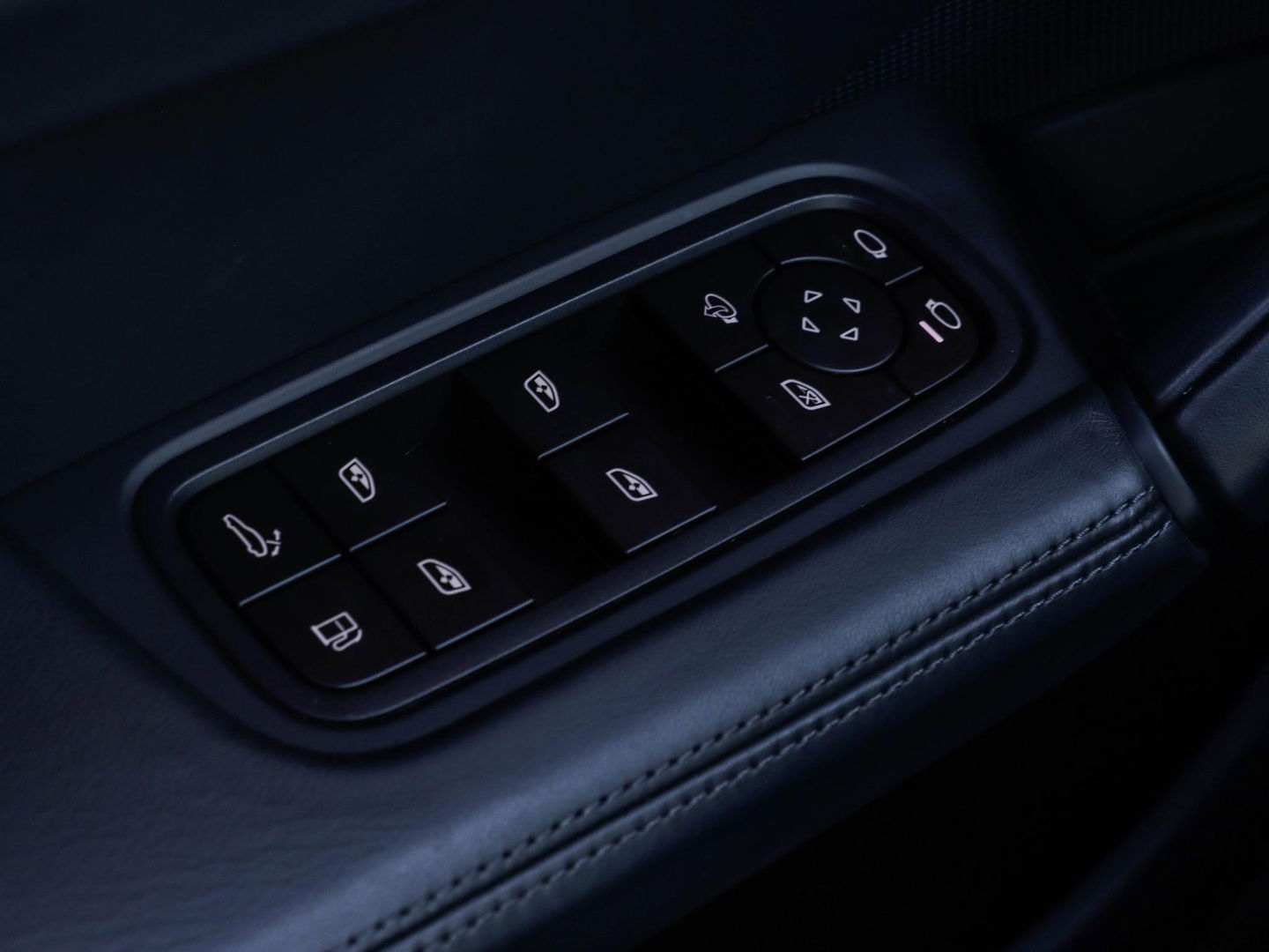 Porsche Cayenne Coupé S e-Hybrid 520PK | Achterasbesturing | Pano | Softclose | SportChronoPlus