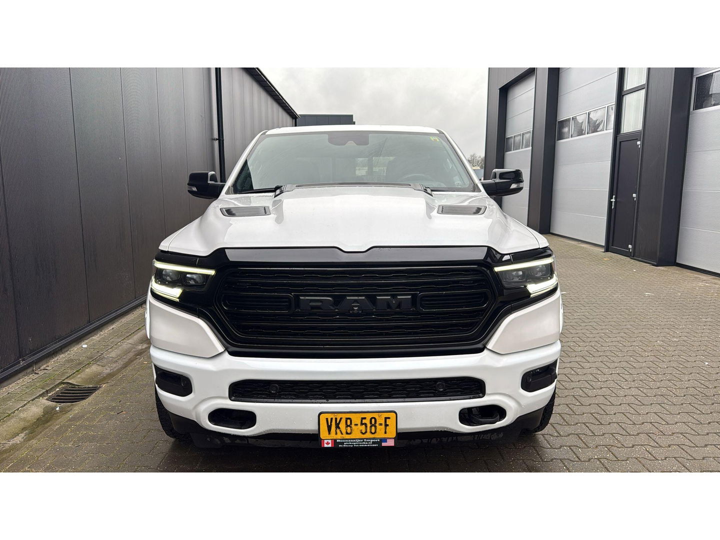 Dodge Ram 1500 5.7 V8 4x4 Crew Cab Limited Pano Led NIEUWE MOTOR
