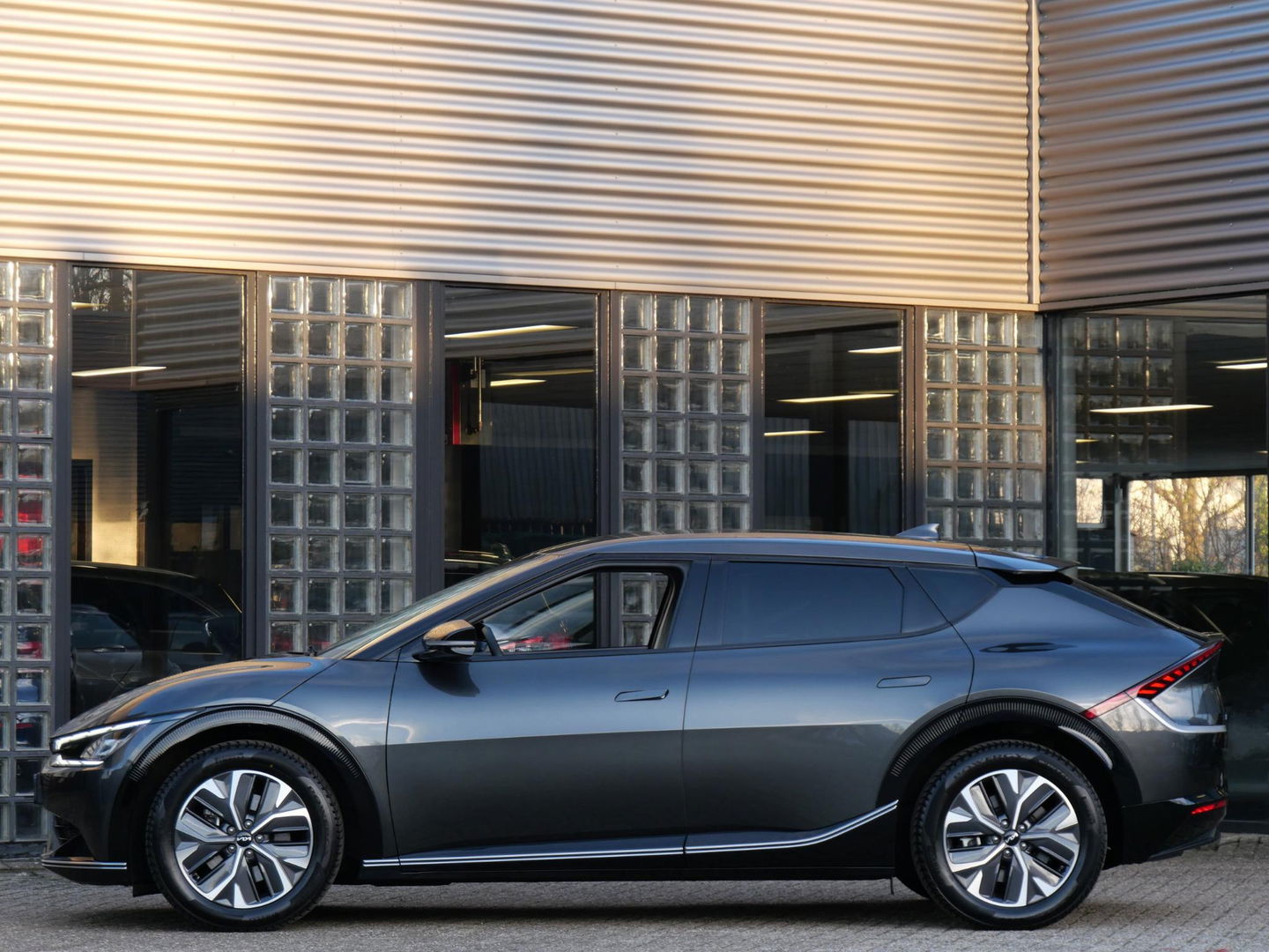 Kia Ev6 PLUS 77.4kWh/ LEER/ ELEKT. KLEP/ MERIDIAN AUDIO/ SOH 99%