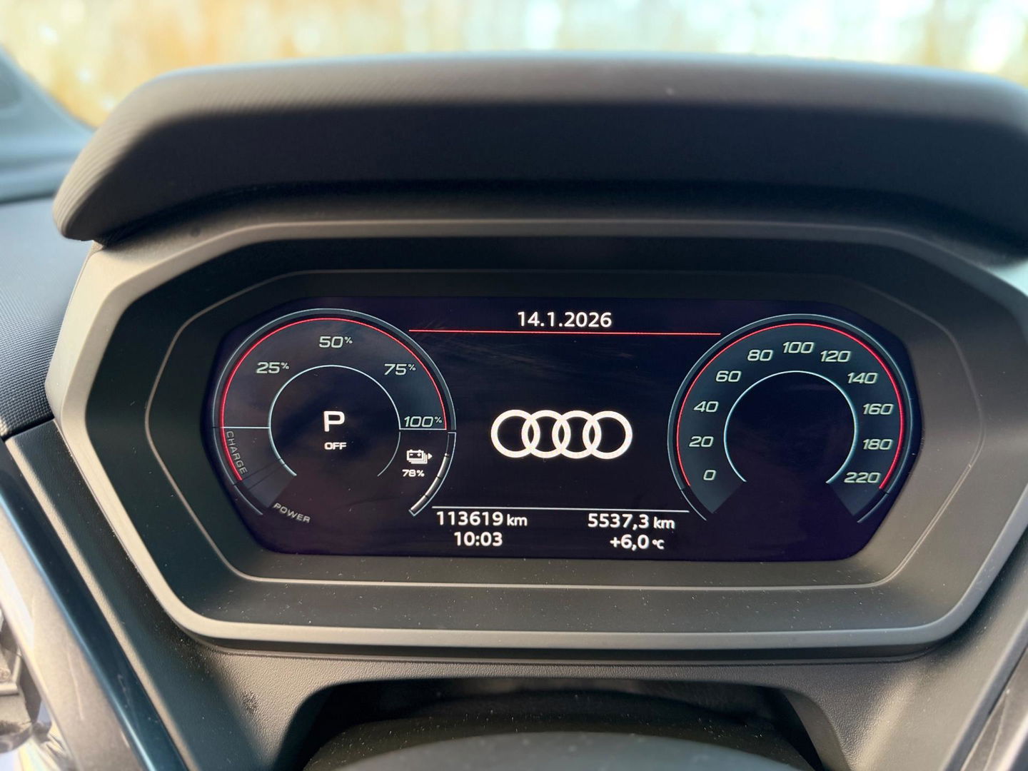 Audi Q4 e-tron 40 Launch edition S Competition 77 kWh 2X S-LINE PANO l MATRIX l CAMERA l ADAPT.CRUISE l ORG.NL l DEALER OND