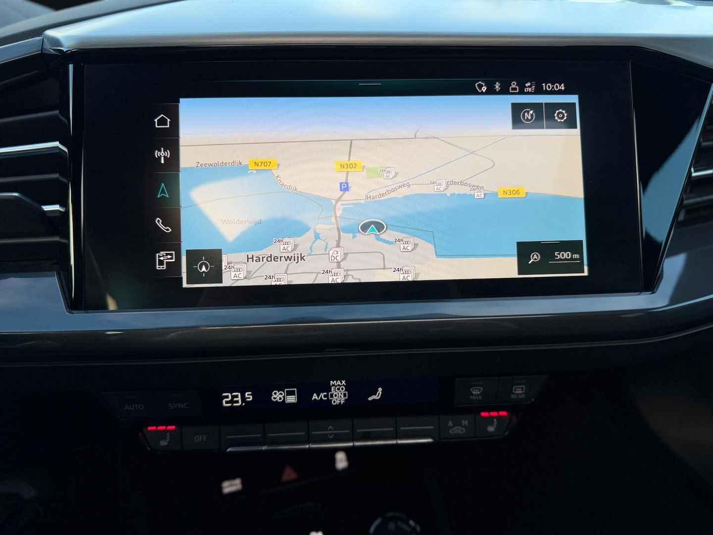 Audi Q4 e-tron 40 Launch edition S Competition 77 kWh 2X S-LINE PANO l MATRIX l CAMERA l ADAPT.CRUISE l ORG.NL l DEALER OND