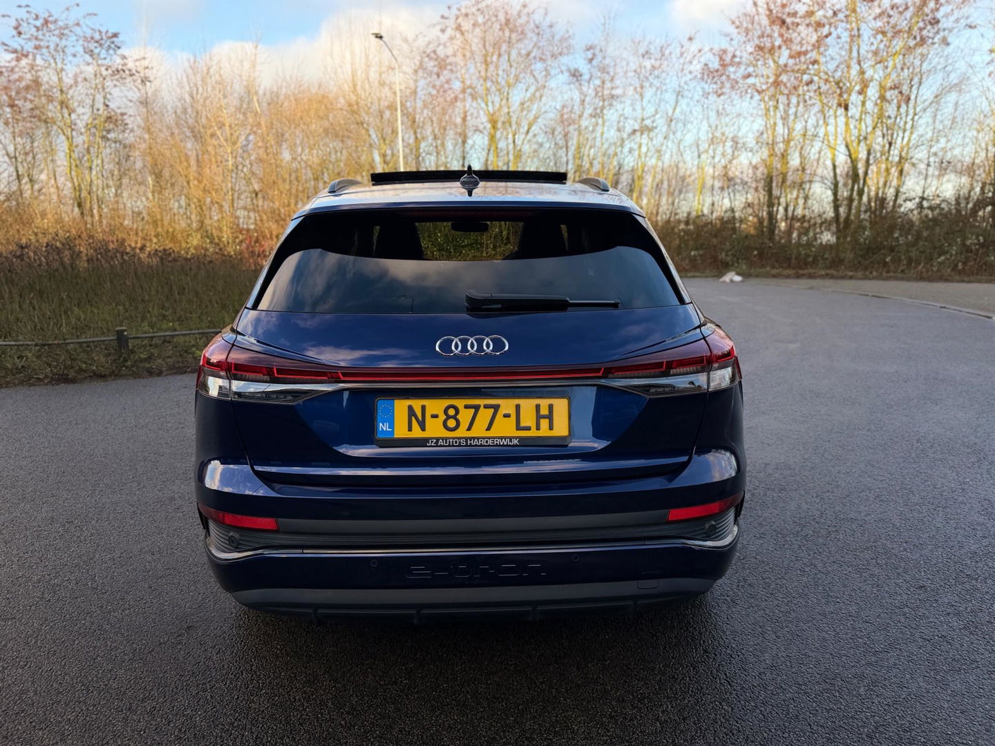 Audi Q4 e-tron 40 Launch edition S Competition 77 kWh 2X S-LINE PANO l MATRIX l CAMERA l ADAPT.CRUISE l ORG.NL l DEALER OND