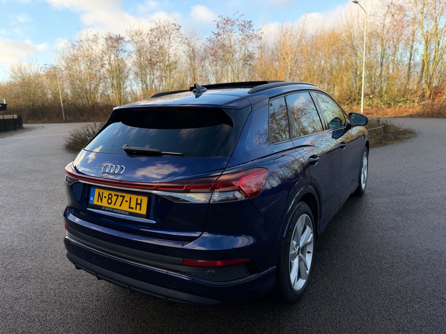 Audi Q4 e-tron 40 Launch edition S Competition 77 kWh 2X S-LINE PANO l MATRIX l CAMERA l ADAPT.CRUISE l ORG.NL l DEALER OND