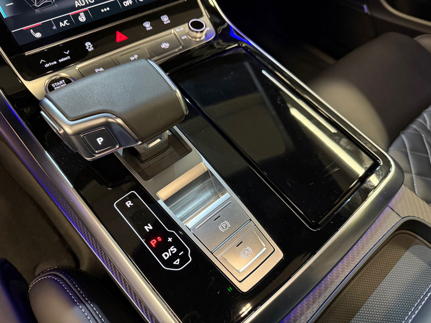 Audi Q8 60 TFSI e quattro S Competition Pano|HuD|RS Seat|BTW