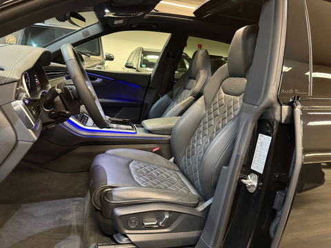 Audi Q8 60 TFSI e quattro S Competition Pano|HuD|RS Seat|BTW