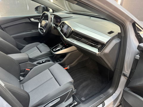 Audi Q4 e-tron 45 quattro S Edition 82 kWh Pano|SONOS|Trekhaak