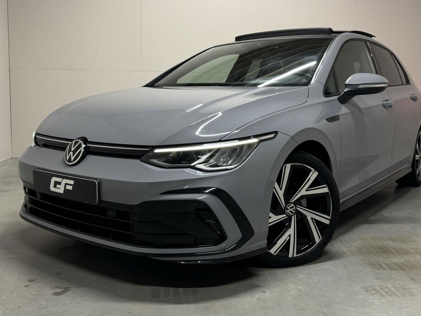 Volkswagen Golf 1.5 eTSI R-Line Pano Harman/Kardon Sfeer NAP