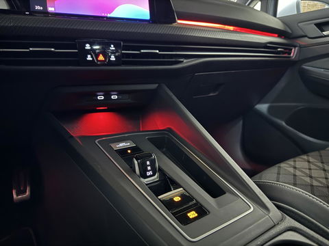 Volkswagen Golf 1.5 eTSI R-Line Pano Harman/Kardon Sfeer NAP