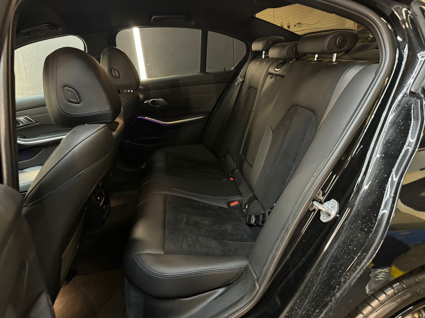 BMW 3-serie 330e High Executive M Sport Maxton|Sfeer|Night