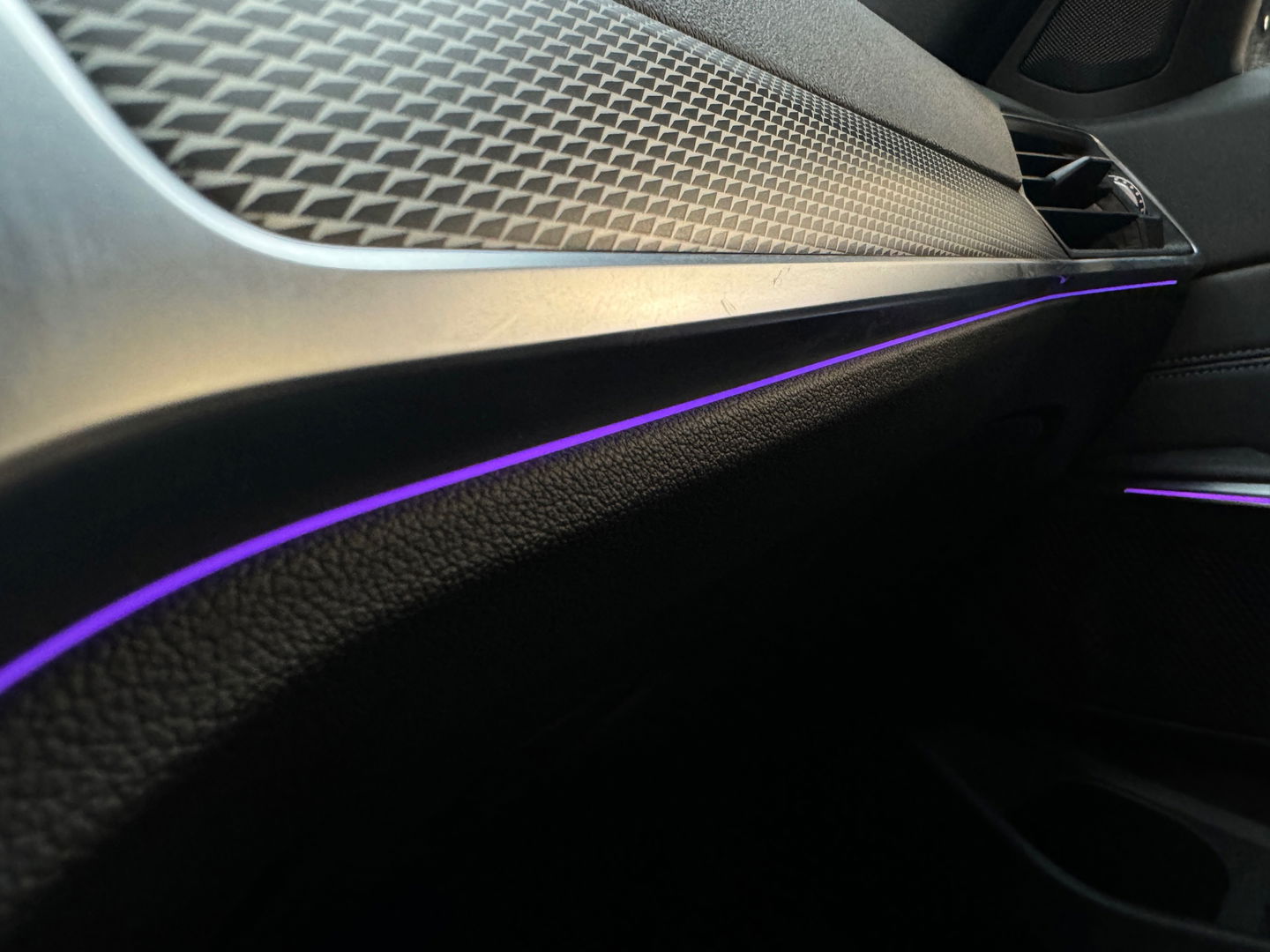 BMW 3-serie 330e High Executive M Sport Maxton|Sfeer|Night