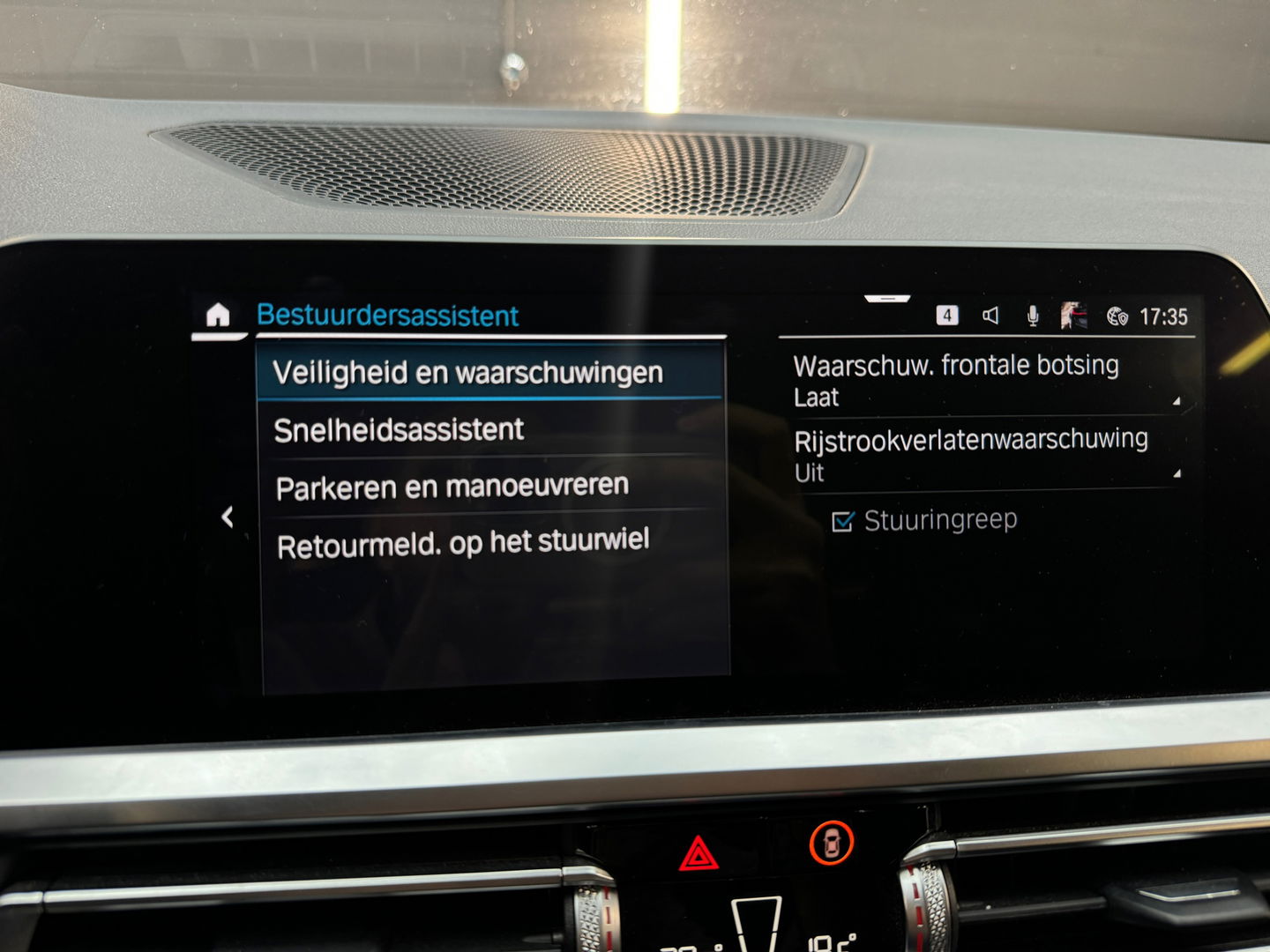 BMW 3-serie 330e High Executive M Sport Maxton|Sfeer|Night