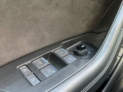 Audi A7 SPORTBACK 55 TFSI quattro 4 WIEL Sturing HeadUp Pano VOL!!