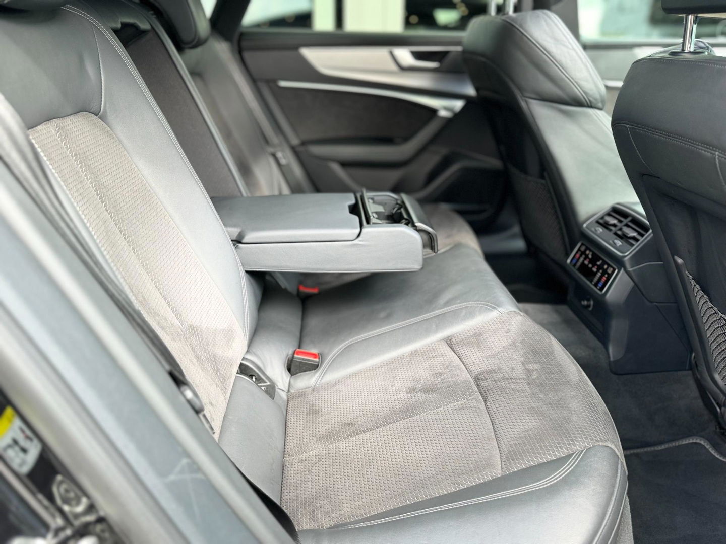 Audi A7 SPORTBACK 55 TFSI quattro 4 WIEL Sturing HeadUp Pano VOL!!