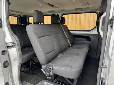 Renault Trafic 1.6 dCi T29 L2H1 DC Comfort | Marge |  Airconditioning | Radio | Navigatie | Cruise Control | Bluetooth | Stop & Go | Multifunctioneel Stuurwiel |