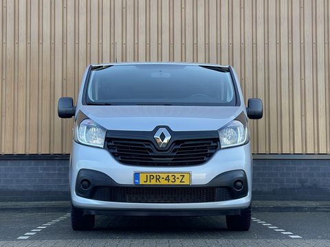 Renault Trafic 1.6 dCi T29 L2H1 DC Comfort | Marge |  Airconditioning | Radio | Navigatie | Cruise Control | Bluetooth | Stop & Go | Multifunctioneel Stuurwiel |