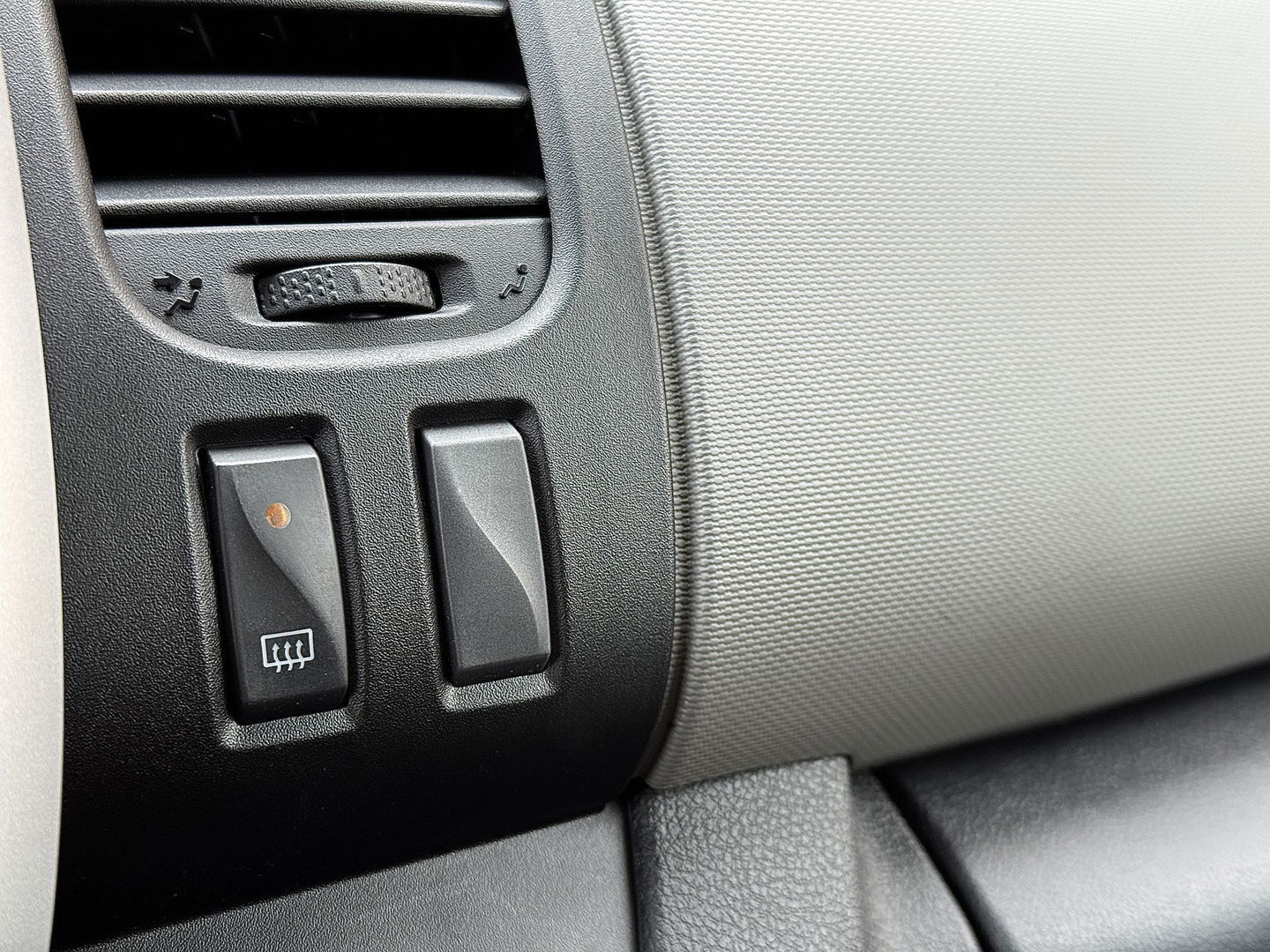 Renault Trafic 1.6 dCi T29 L2H1 DC Comfort | Marge |  Airconditioning | Radio | Navigatie | Cruise Control | Bluetooth | Stop & Go | Multifunctioneel Stuurwiel |