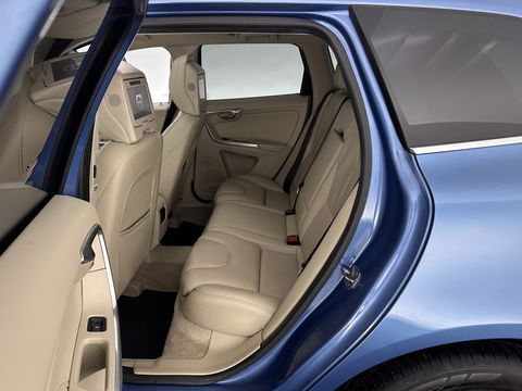 Volvo XC60 2.0 D4 FWD Ocean Race Aut. *PANO | LUXURY-LEATHER | ADAPTIVE-CRUISE | XENON | BLIND-SPOT | HARMAN/KARDON | MEMORY-PACK | HEATED-COMFORTSEATS | CAMERA | NAVI-FULLMAP | PRIVACY-GLASS | KEYLESS | TOWBAR | 18''ALU*