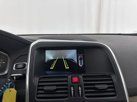 Volvo XC60 2.0 D4 FWD Ocean Race Aut. *PANO | LUXURY-LEATHER | ADAPTIVE-CRUISE | XENON | BLIND-SPOT | HARMAN/KARDON | MEMORY-PACK | HEATED-COMFORTSEATS | CAMERA | NAVI-FULLMAP | PRIVACY-GLASS | KEYLESS | TOWBAR | 18''ALU*