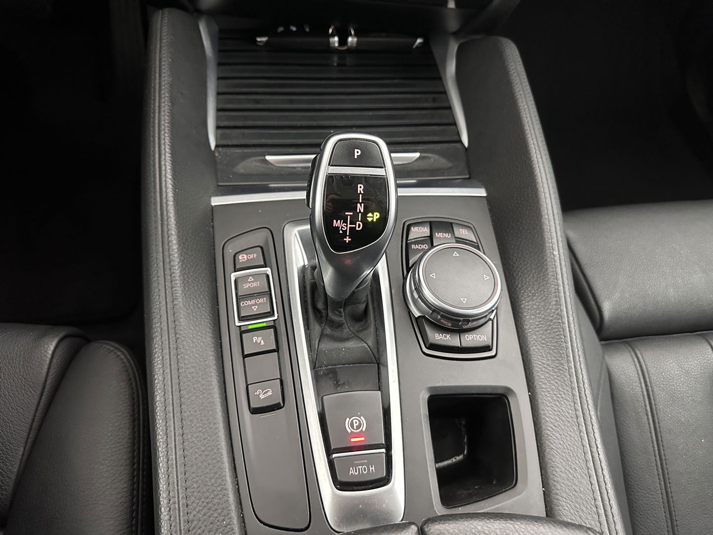 BMW X6 xDrive30d Aut. *LEATHER | XENON | MEMORY-PACK | BLIND-SPOT | CAMERA | HIFI-SOUND | NAVI-FULLMAP | HEATED-COMFORTSEATS | ECC | PDC | CRUISE | 19''ALU*