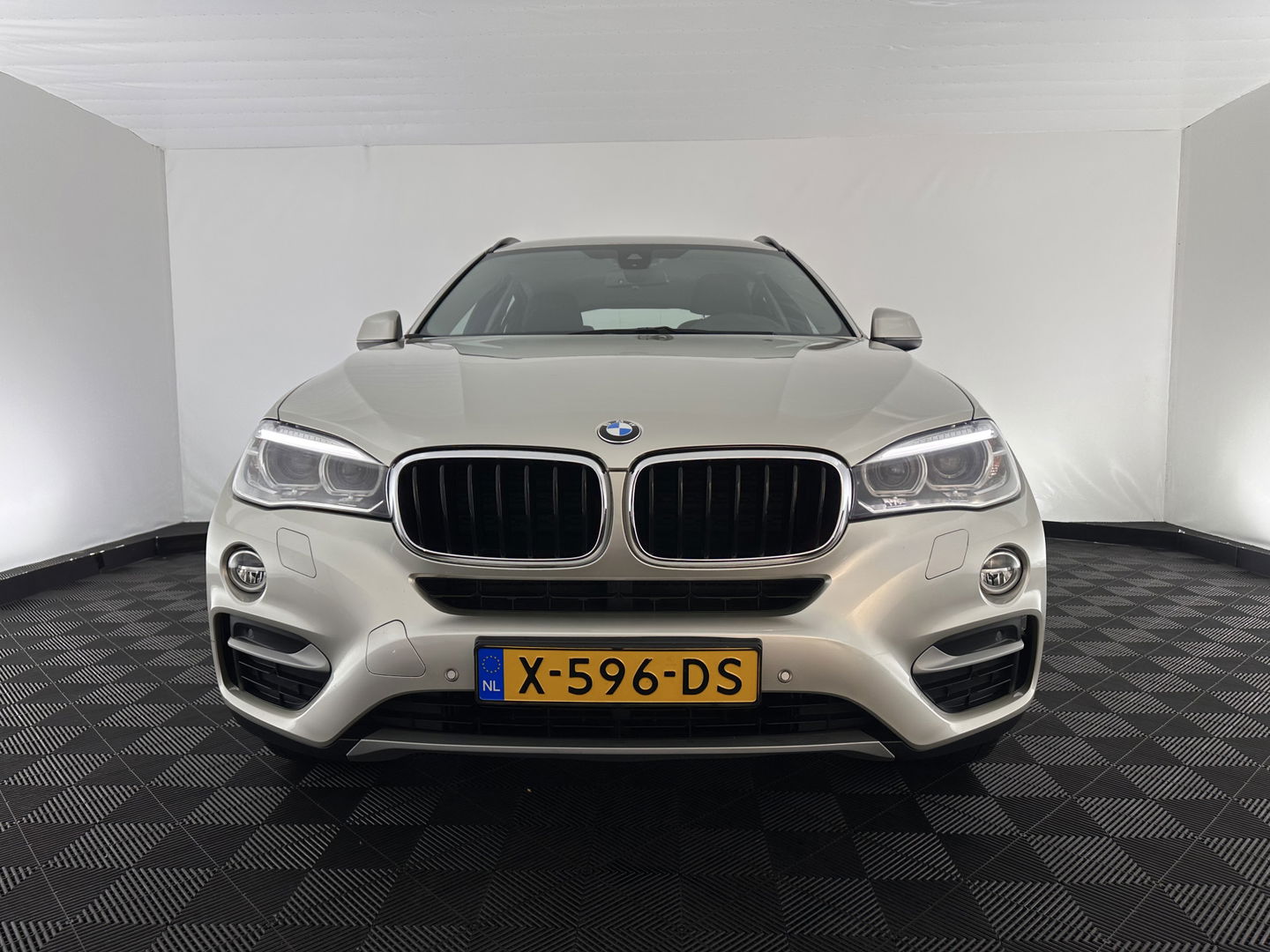 BMW X6 xDrive30d Aut. *LEATHER | XENON | MEMORY-PACK | BLIND-SPOT | CAMERA | HIFI-SOUND | NAVI-FULLMAP | HEATED-COMFORTSEATS | ECC | PDC | CRUISE | 19''ALU*