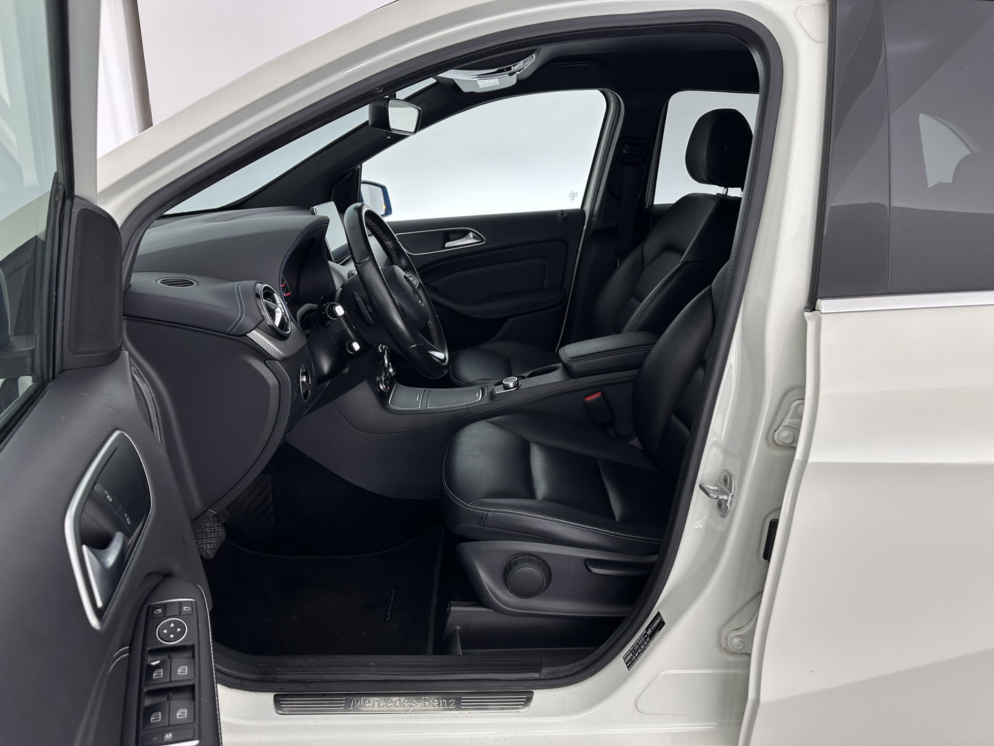 Mercedes-Benz B-Klasse Electric Drive 28 kWh [ 3-Fase ] *FULL-LEATHER | XENON | NAVI-FULLMAP | HEATED-COMFORTSEATS | ECC | PDC | CRUISE | 18''ALU*