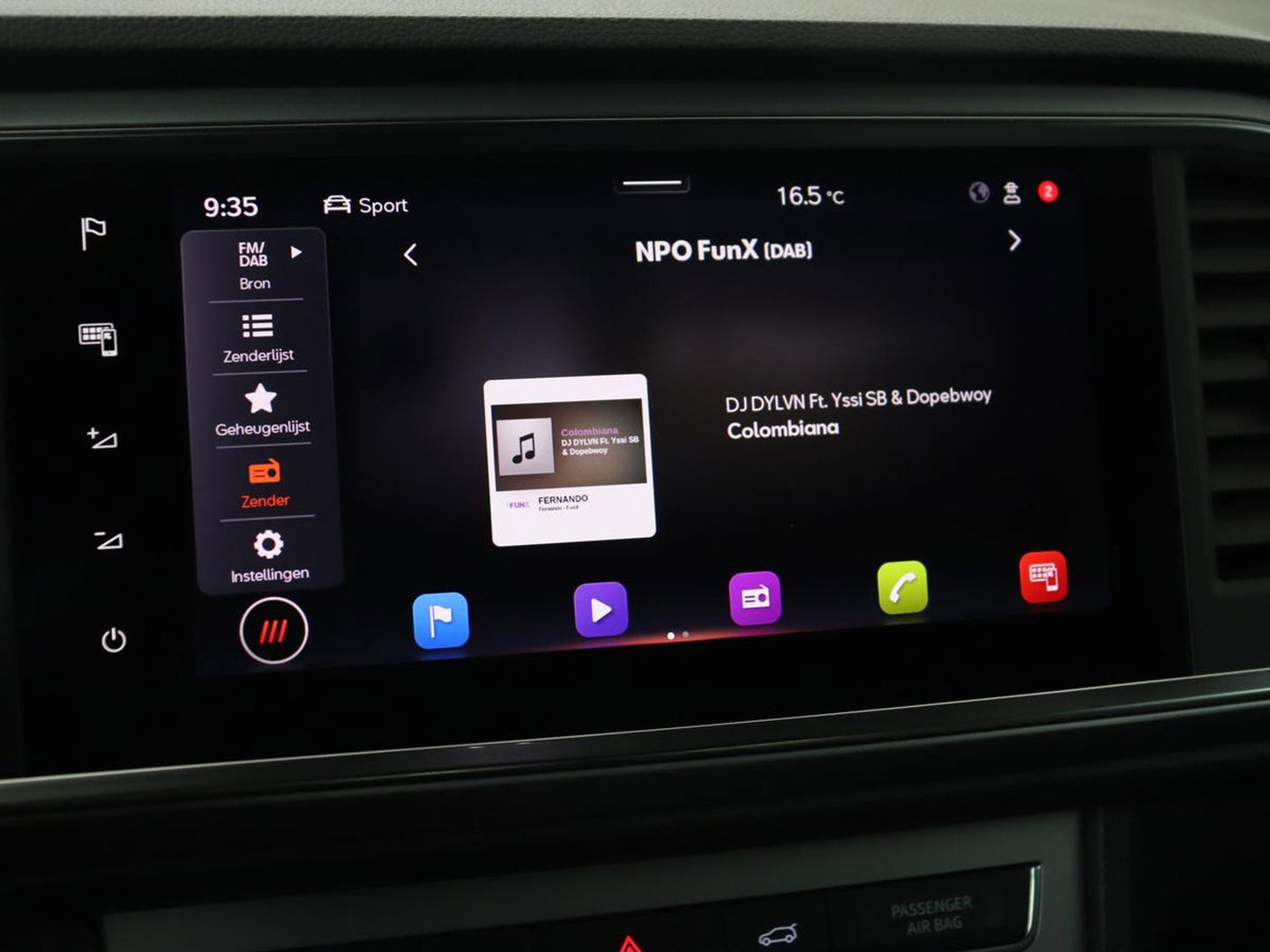 SEAT Ateca 1.5 TSI FR Intens | Trekhaak | 360 Camera | Beats Pack | 19'' | Carplay | Full LED | Keyless | Navigatie | Virtual Cockpit | Parkeerhulp | Bluetooth | Sfeerverlichting