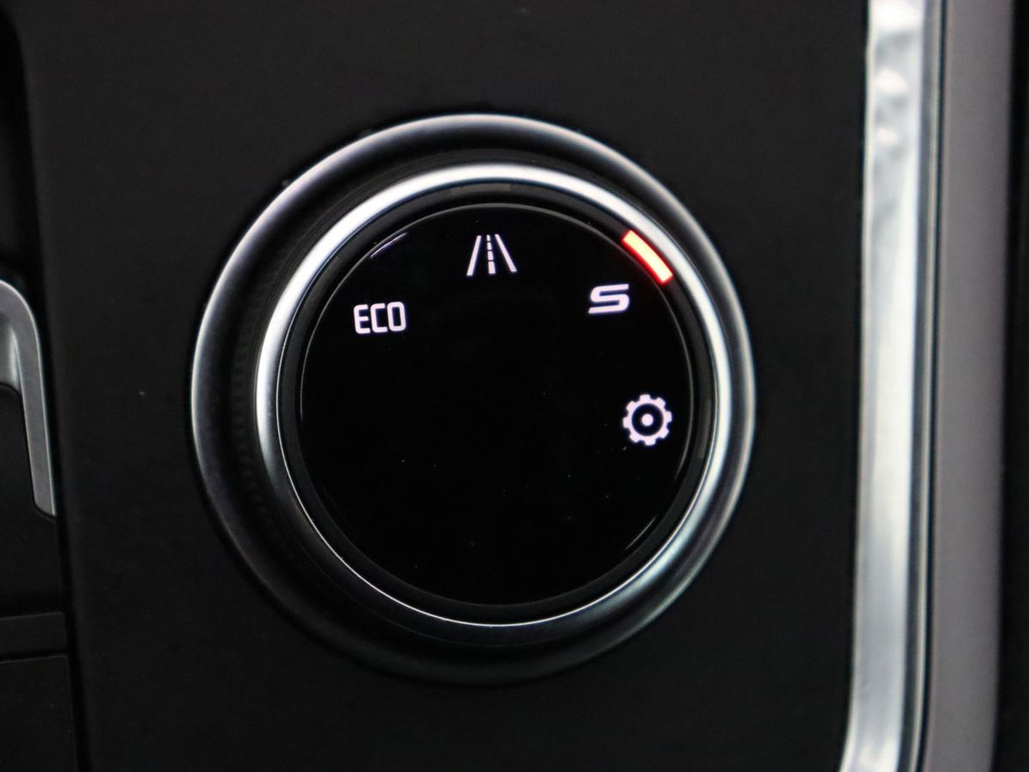 SEAT Ateca 1.5 TSI FR Intens | Trekhaak | 360 Camera | Beats Pack | 19'' | Carplay | Full LED | Keyless | Navigatie | Virtual Cockpit | Parkeerhulp | Bluetooth | Sfeerverlichting