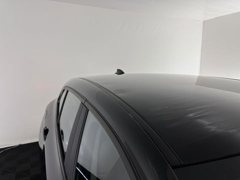 BMW X2 sDrive20i High Executive (INCL-BTW) Aut. *LEATHER | FULL-LED | HEATED-COMFORTSEATS | HEAD-UP | NAVI-FULLMAP | DAB+ | ECC | PDC | CRUISE | 17''ALU*