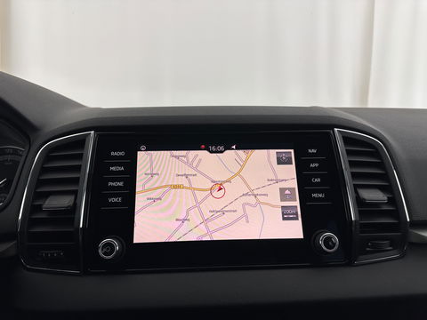 Škoda Karoq 1.6 TDI Clever Edition *NAVI-FULLMAP | COMFORT-SEATS | DAB+ | ECC | PDC | CRUISE | 17''ALU*