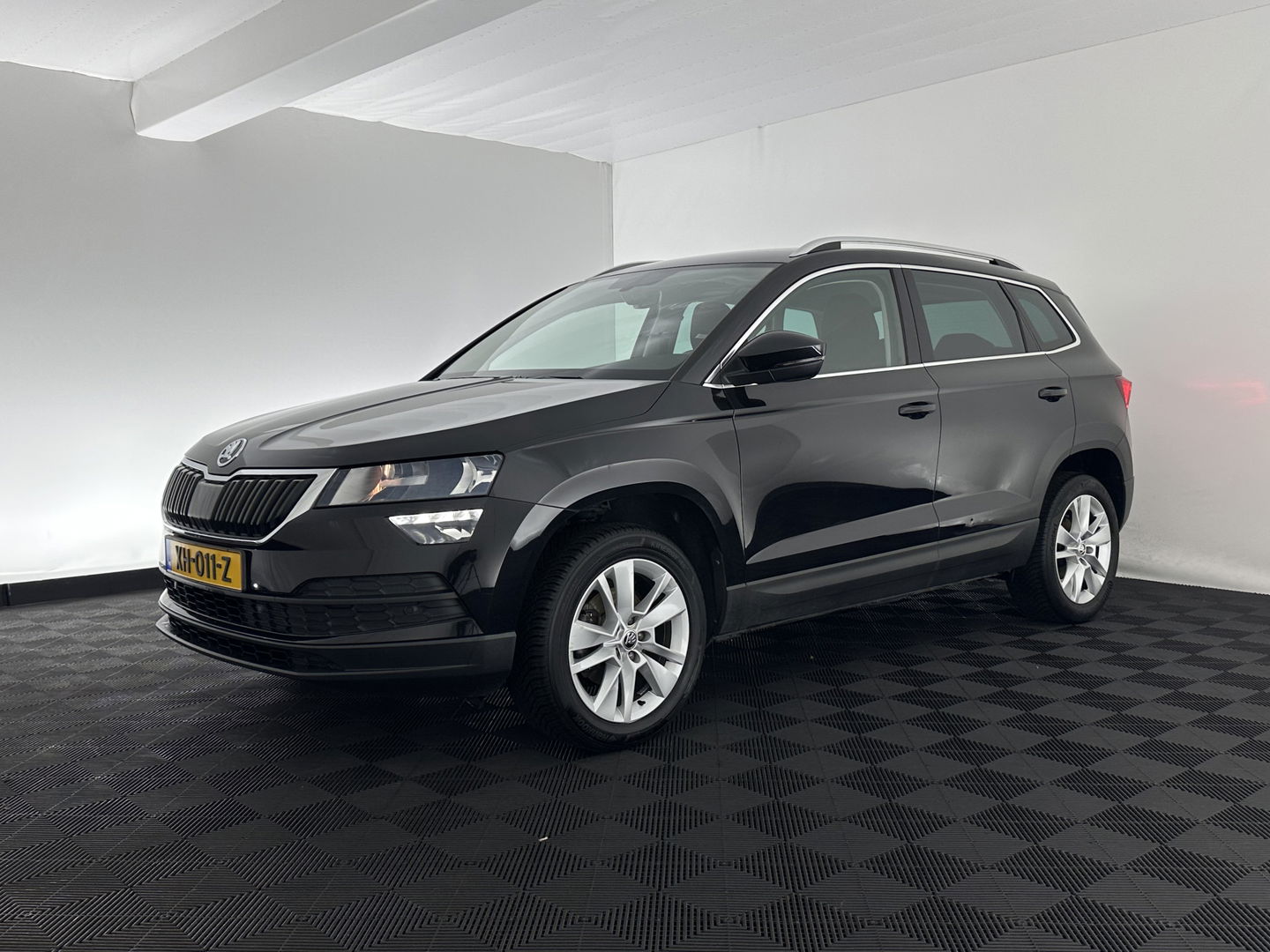 Škoda Karoq 1.6 TDI Clever Edition *NAVI-FULLMAP | COMFORT-SEATS | DAB+ | ECC | PDC | CRUISE | 17''ALU*
