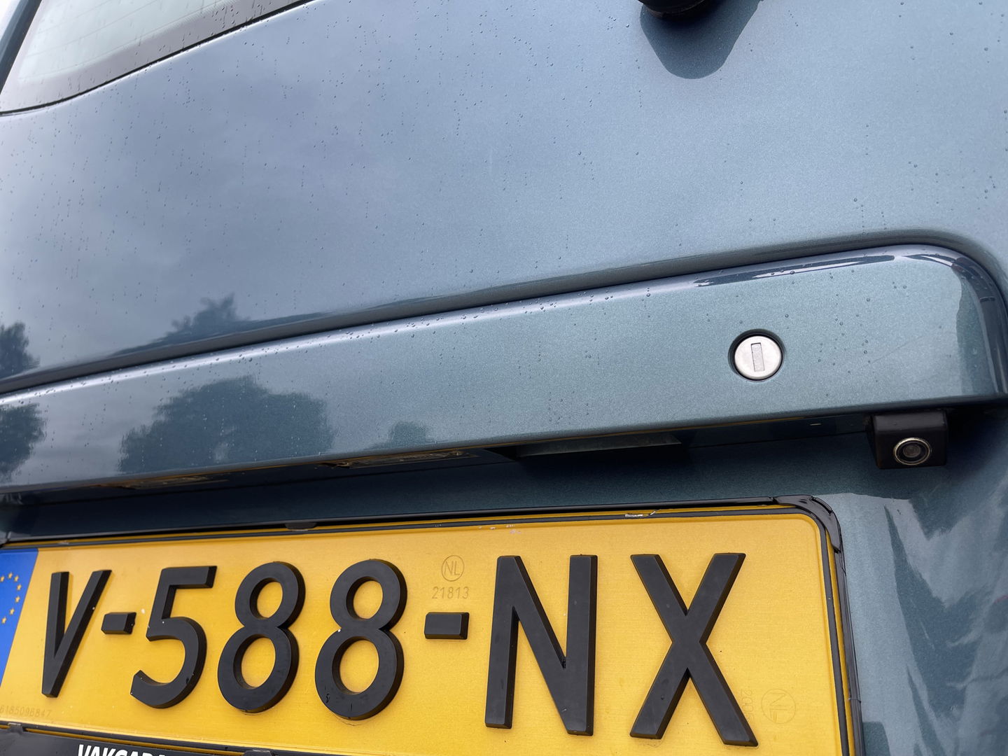 Volkswagen Transporter 2.0 TDI 150pk DSG automaat L2H1 Highline / vaste prijs rijklaar € 24.950 marge / lease vanaf € 407 / airco / cruise / navi / camera / trekhaak 2500 kg / pdc voor en achter !