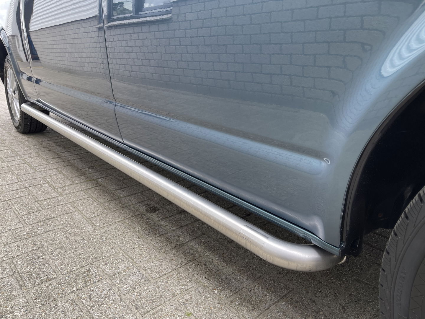 Volkswagen Transporter 2.0 TDI 150pk DSG automaat L2H1 Highline / vaste prijs rijklaar € 24.950 marge / lease vanaf € 407 / airco / cruise / navi / camera / trekhaak 2500 kg / pdc voor en achter !