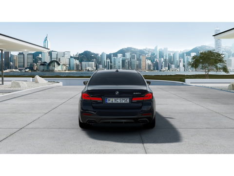 BMW 5 Serie 530e 292PK M-Sport / M- Individual / alcantara / 360° / Laser