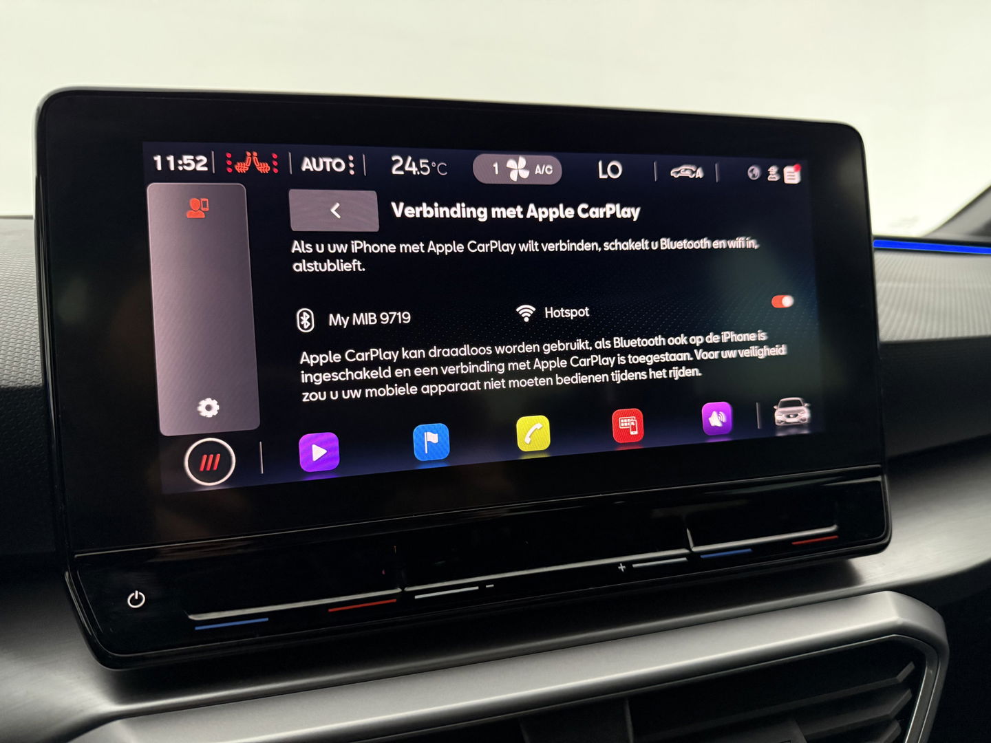 SEAT Leon 1.5 eTSI FR 150PK | Virtual | Camera | Sfeer | Adap. Cruise | Stoel/Stuurverw. | Trekh. | Carplay | Keyless | NAP