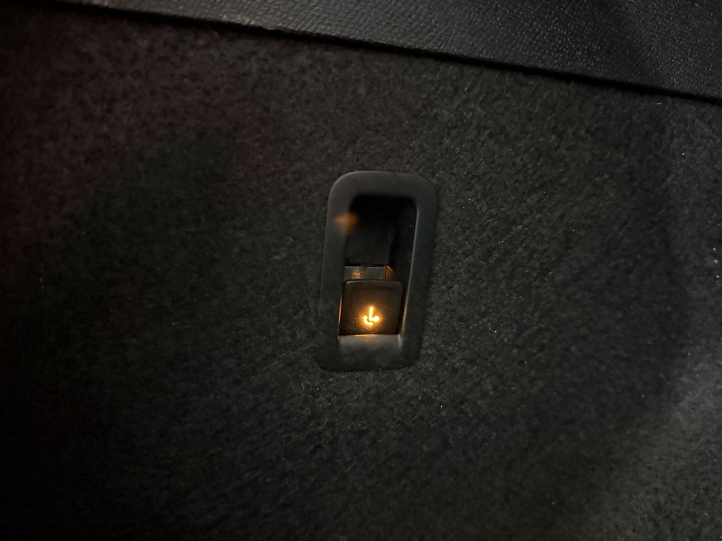 SEAT Leon 1.5 eTSI FR 150PK | Virtual | Camera | Sfeer | Adap. Cruise | Stoel/Stuurverw. | Trekh. | Carplay | Keyless | NAP