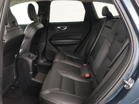Volvo XC60 2.0 T8 TwinEngine AWD Inscription | Panoramadak | Stoelventilatie | 360 Camera | Leder | Harman/Kardon | Adaptive cruise | Navigatie
