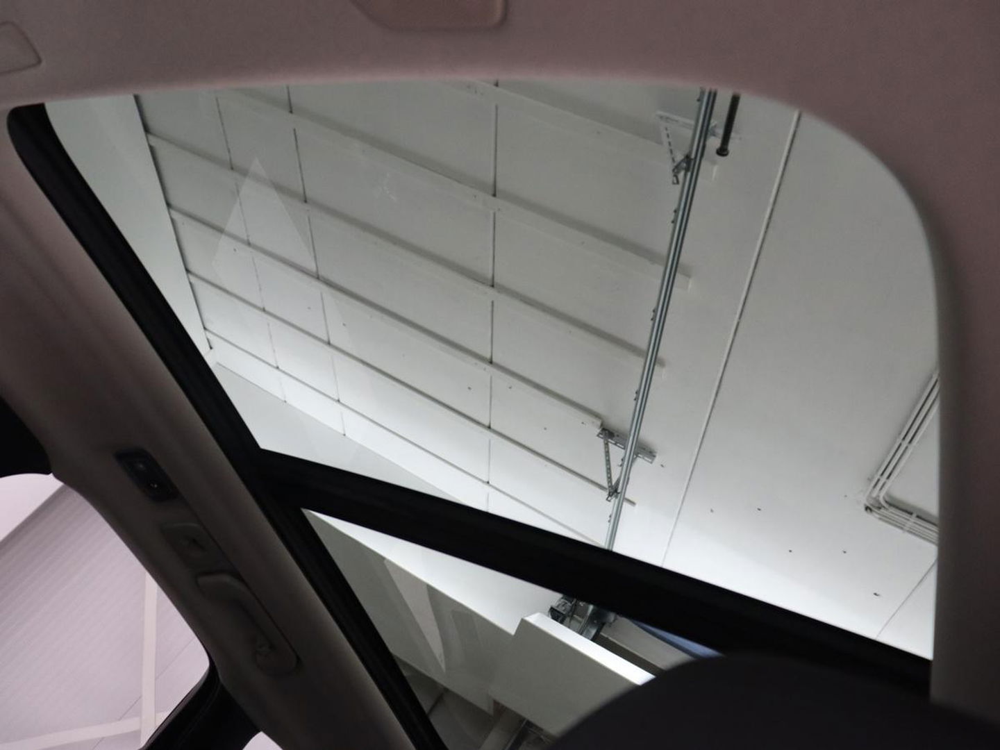 Volvo XC60 2.0 T8 TwinEngine AWD Inscription | Panoramadak | Stoelventilatie | 360 Camera | Leder | Harman/Kardon | Adaptive cruise | Navigatie