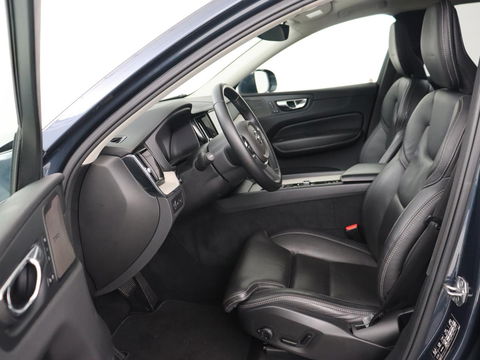Volvo XC60 2.0 T8 TwinEngine AWD Inscription | Panoramadak | Stoelventilatie | 360 Camera | Leder | Harman/Kardon | Adaptive cruise | Navigatie