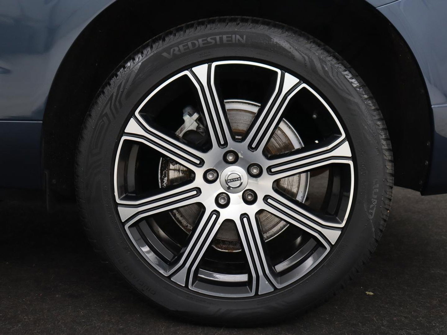 Volvo XC60 2.0 T8 TwinEngine AWD Inscription | Panoramadak | Stoelventilatie | 360 Camera | Leder | Harman/Kardon | Adaptive cruise | Navigatie