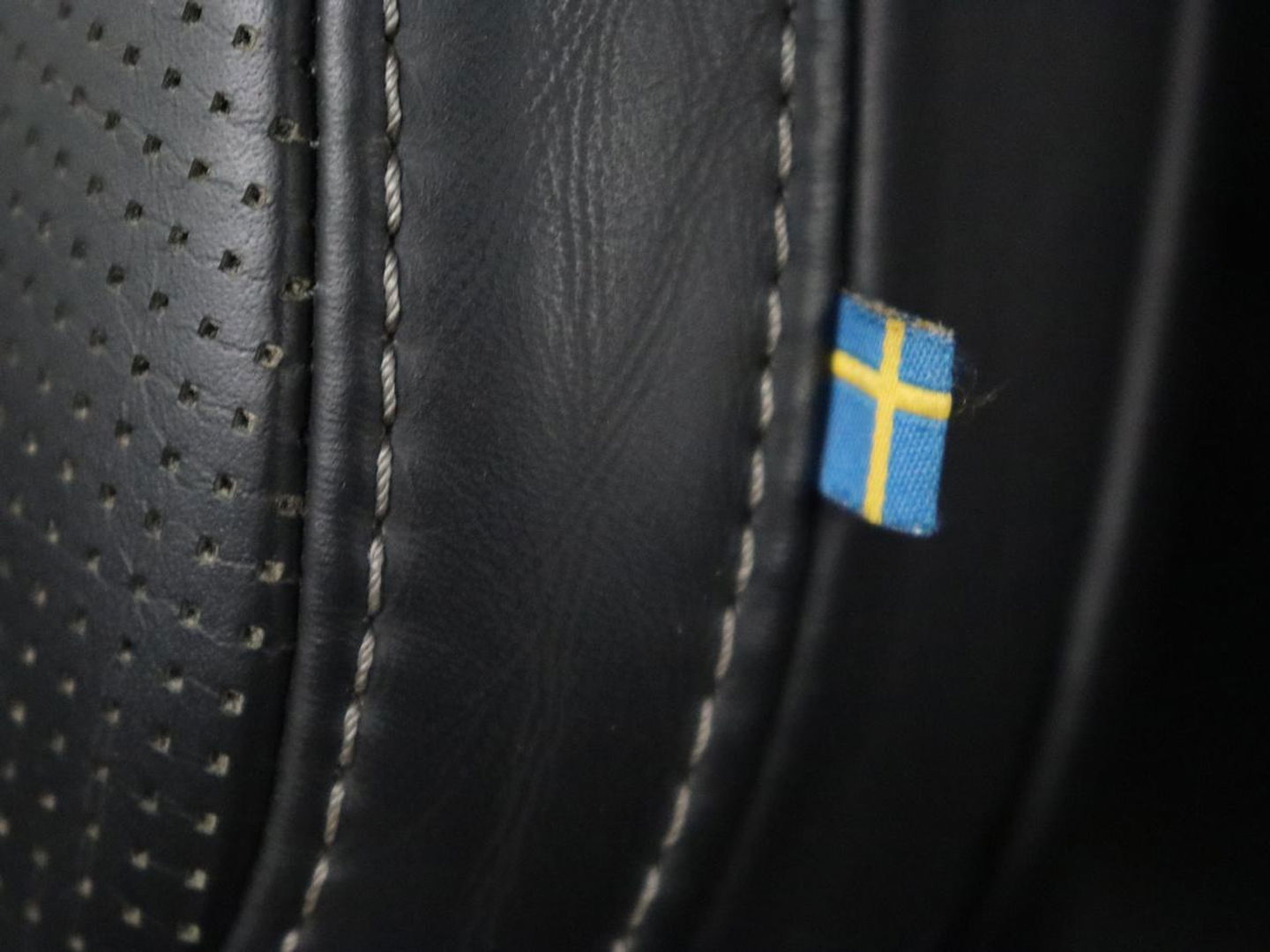 Volvo XC60 2.0 T8 TwinEngine AWD Inscription | Panoramadak | Stoelventilatie | 360 Camera | Leder | Harman/Kardon | Adaptive cruise | Navigatie