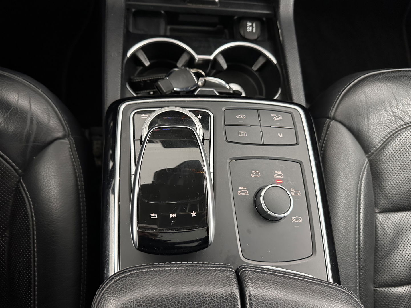 Mercedes-Benz GLS 350 d 4MATIC *PANO | LUXURY-LEATHER | FULL-LED | DISTRONIC | BLIND-SPOT | MEMORY-PACK | HARMAN/KARDON | TOP-VIEW | KEYLESS | SHIFT-PADDLES | PRIVACY-GLASS | TOWBAR | 19''ALU*