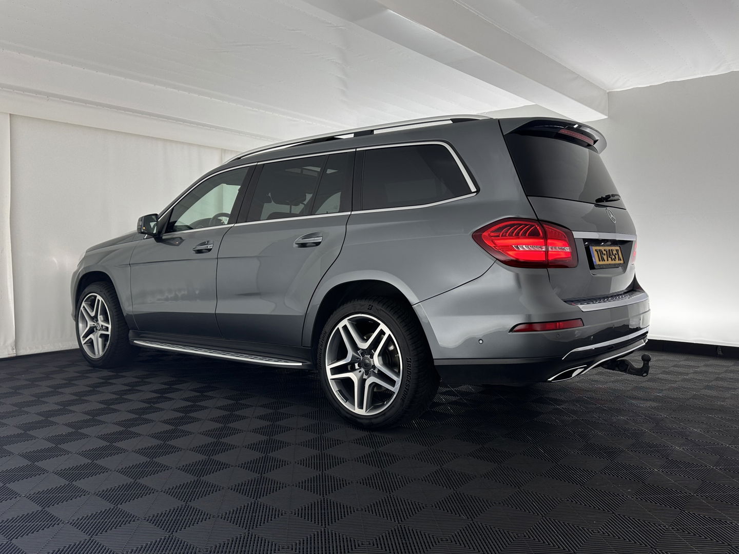 Mercedes-Benz GLS 350 d 4MATIC *PANO | LUXURY-LEATHER | FULL-LED | DISTRONIC | BLIND-SPOT | MEMORY-PACK | HARMAN/KARDON | TOP-VIEW | KEYLESS | SHIFT-PADDLES | PRIVACY-GLASS | TOWBAR | 19''ALU*