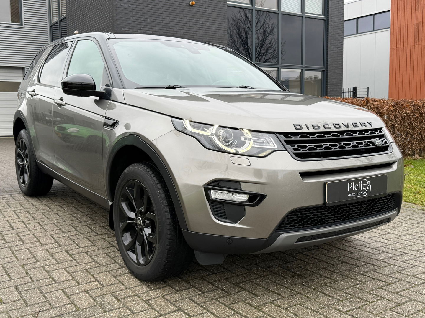 Land Rover Discovery Sport 2.0 TD4 Urban Series SE Dynamic|Grijs kenteken