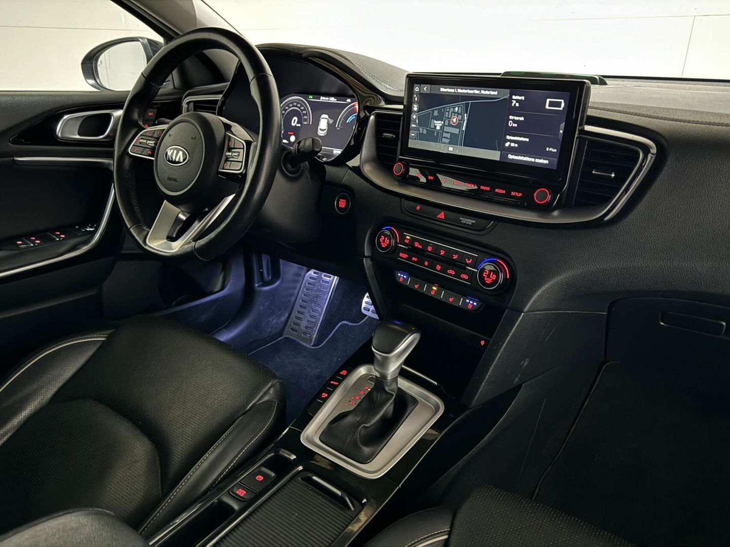 Kia XCeed 1.6 GDi PHEV ExecutiveLine Pano Leer ACC Camera Trekh. NAP