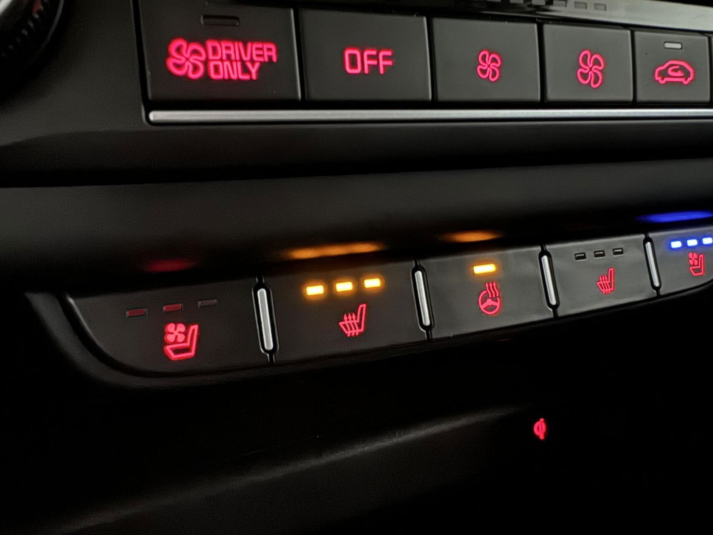 Kia XCeed 1.6 GDi PHEV ExecutiveLine Pano Leer ACC Camera Trekh. NAP