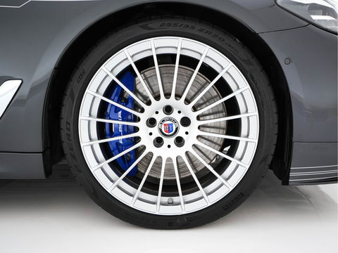 Alpina BMW ALPINA D5 S "Limousine nr.121" ALLRAD Aut. *PANO | LEATHER | HARMAN/KARDON | FULL-LED | ADAPTIVE-CRUISE | MEMORY-PACK | DIGI-COCKPIT | CAMERA | NAVI-FULLMAP | HEATED-COMFORTSEATS | AMBIENTLIGHT | SHIFTPADDLES |  TOWBAR | DAB | ..