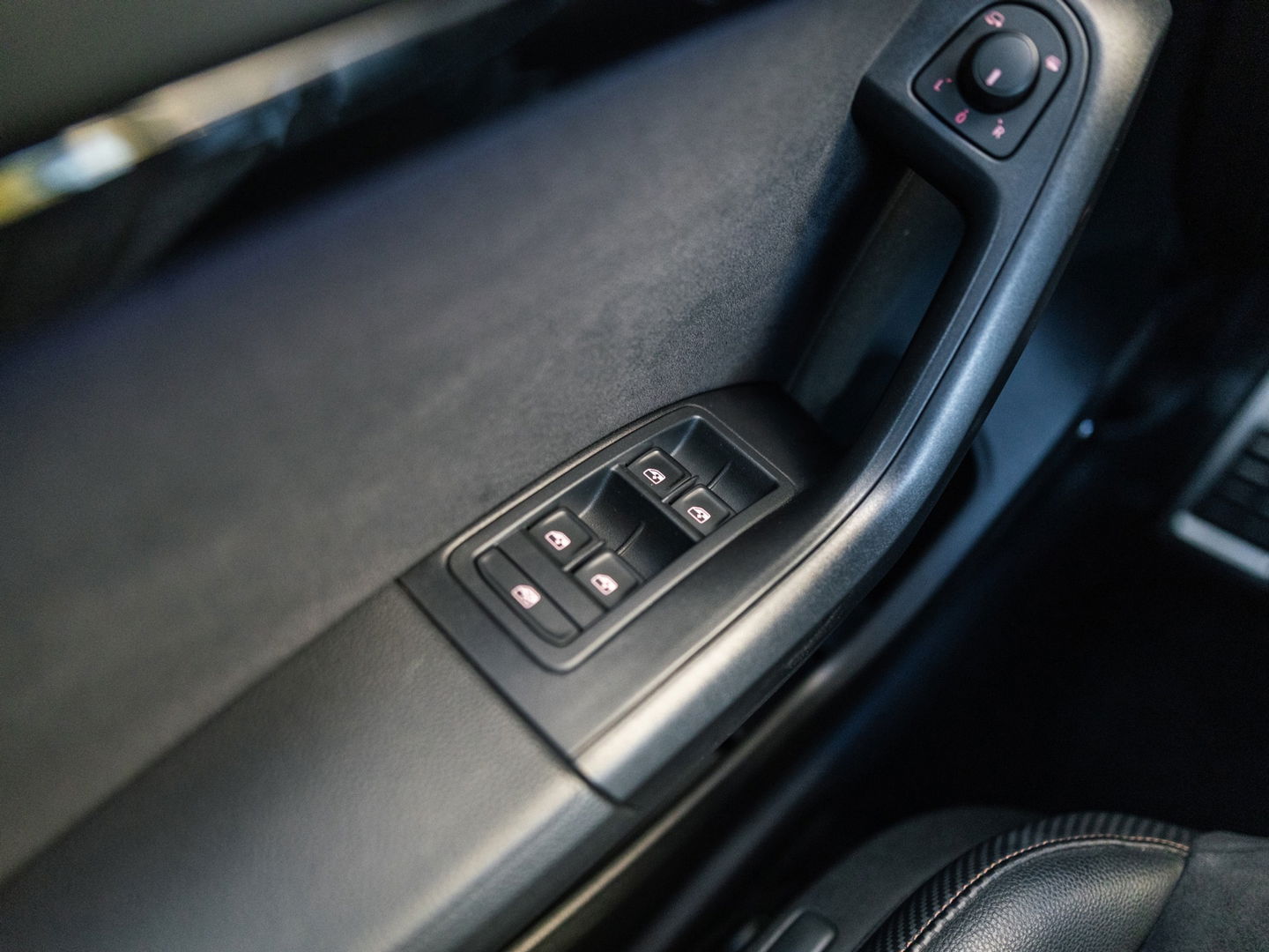 CUPRA Ateca 2.0 TSI 4DRIVE PANO BREMBO BEATS TREKHAAK KEYLESS