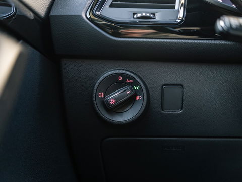 CUPRA Ateca 2.0 TSI 4DRIVE PANO BREMBO BEATS TREKHAAK KEYLESS